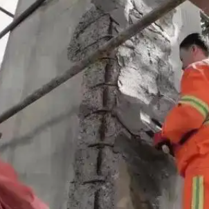 永寿梁板柱楼梯空洞蜂窝剥落露筋等表面破损修补用高强聚合物修补砂浆